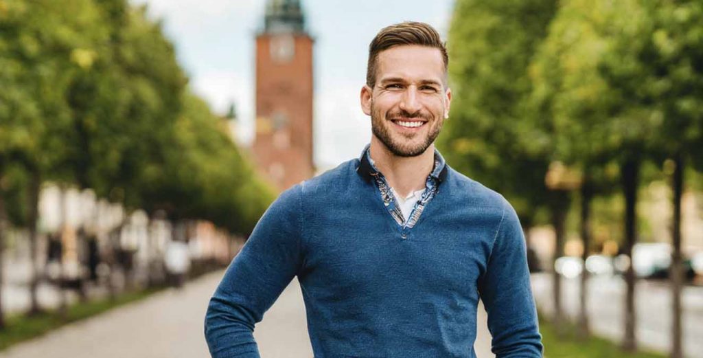 Statliga bidrag för solceller stimulerar övergången till förnybar energi och minskar hushållens elräkningar.